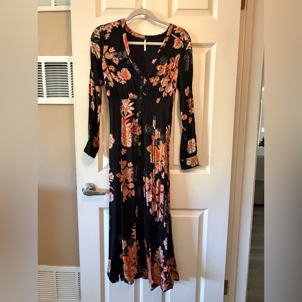 Free People Black Floral Long Sleeve Midi Dress - Picture 7 of 11